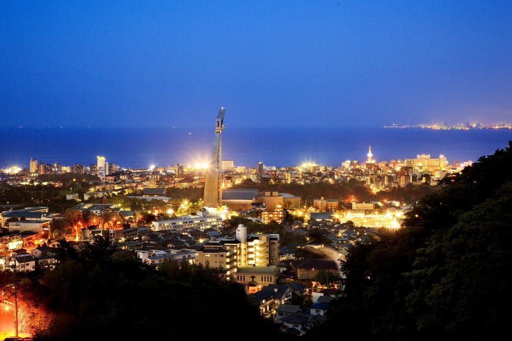 Ryochiku Bettei Hotell Beppu Exteriör bild