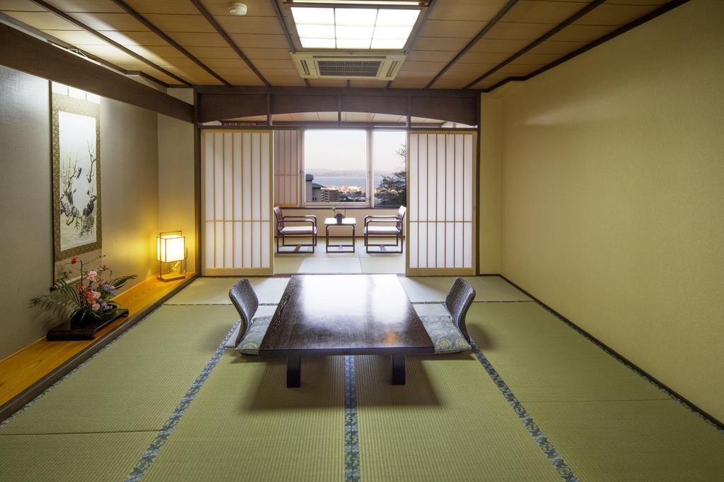 Ryochiku Bettei Hotell Beppu Exteriör bild